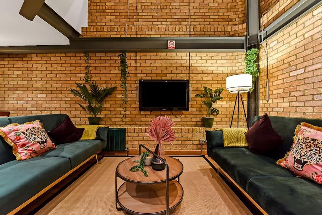 Spacious 2 Bed Urban Jungle Flat, Central London Kültér fotó